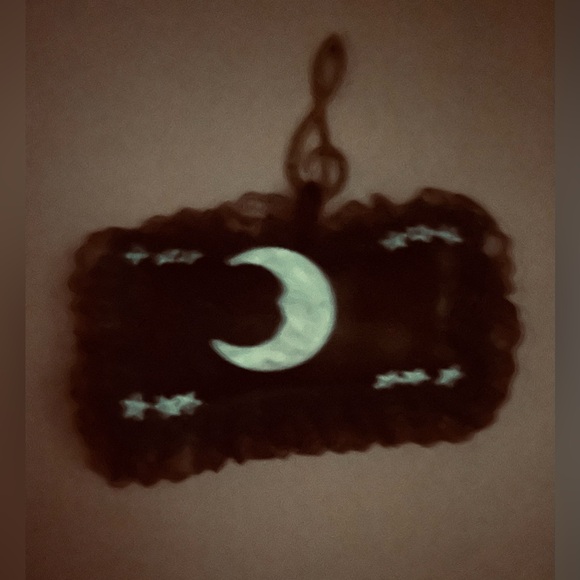 Handcrafted Cosmic Elements Bottles &Pillow 2-Sided GrapeScented Glow InDark Set - Picture 13 of 16